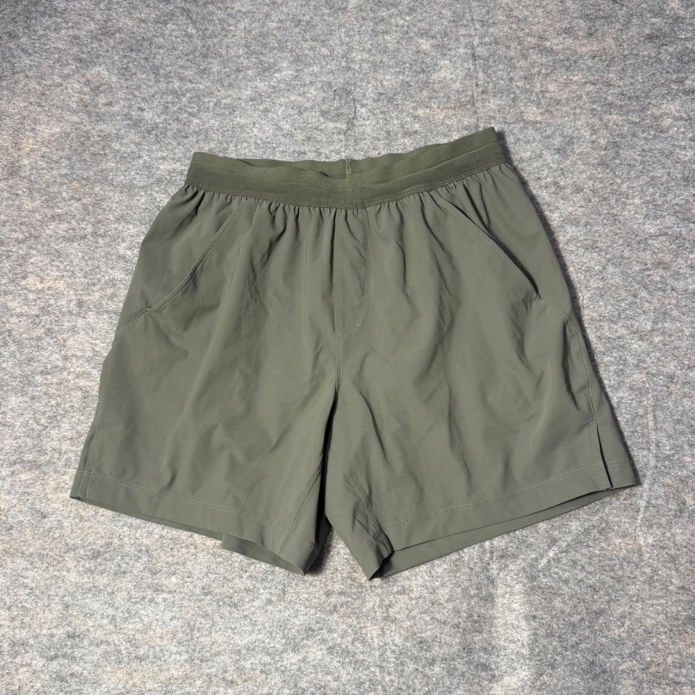 Gymshark Arrival Shorts Mens Small Olive Green 6 Inch Inseam Athletic Training